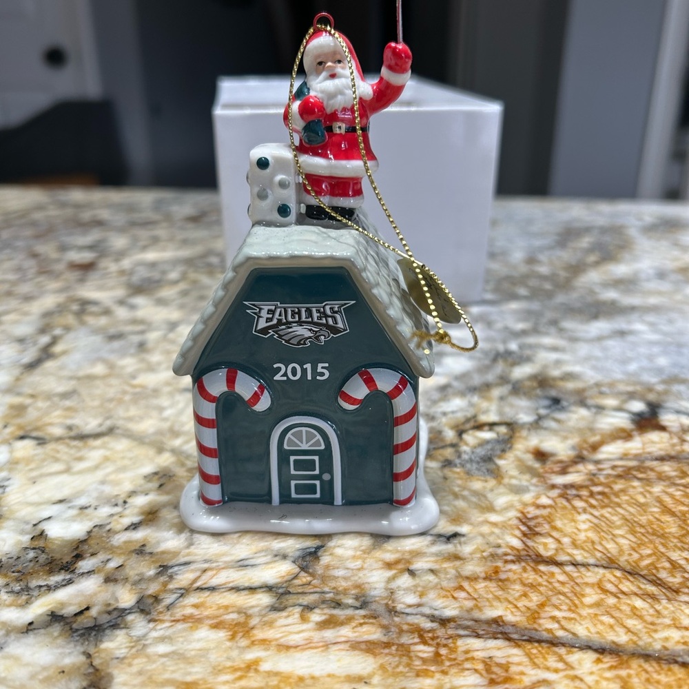 Danbury Mint Santa and Candy Cane Eagles Ornament